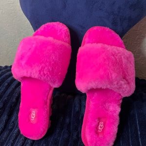Ugg Fluffy slippers- Cozetta curly
